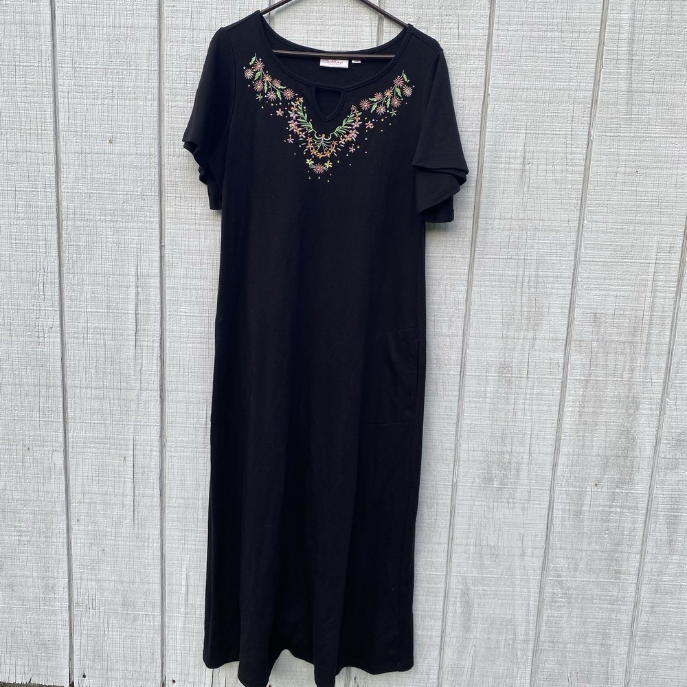 Quacker Factory Solid Black Embroidered Top Long Shirt‎ Dress Medium Petite MP